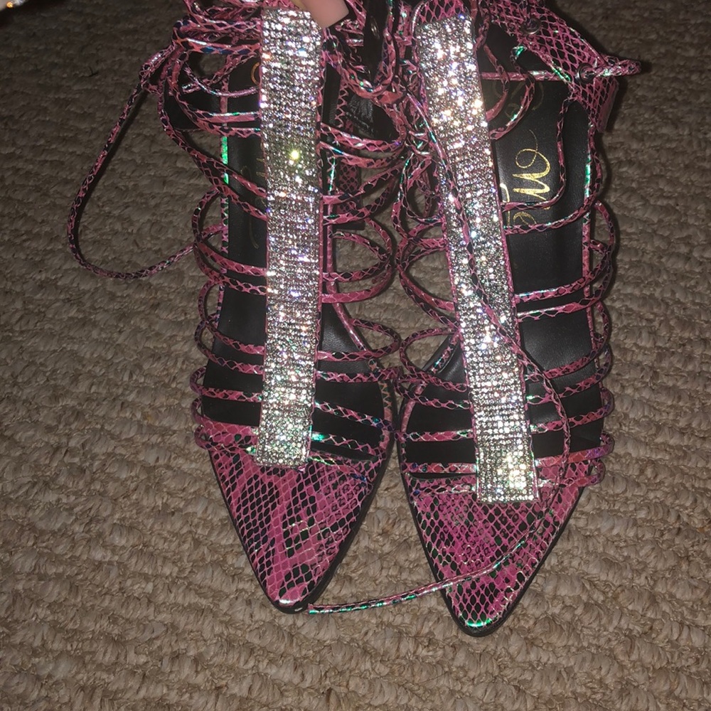 Multi colored Rhinestone laced pump - Picture 2 of 4